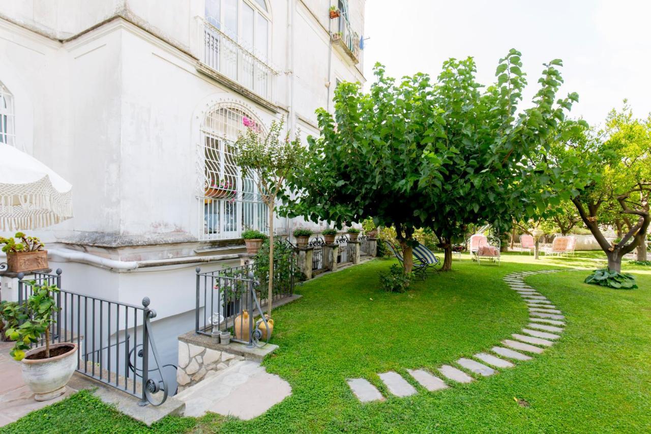 فندق Palazzo Cacace Relais ميتا المظهر الخارجي الصورة