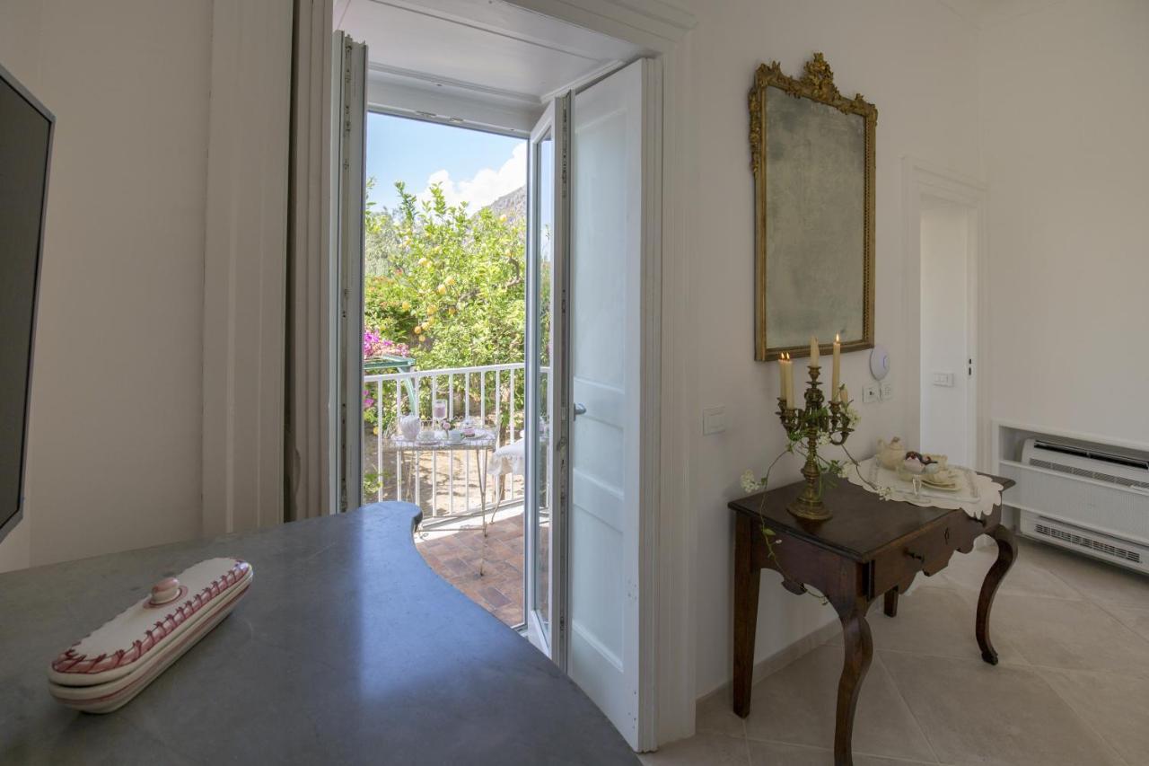 فندق Palazzo Cacace Relais ميتا المظهر الخارجي الصورة